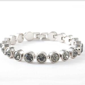 Touchstone crystal ice bracelet